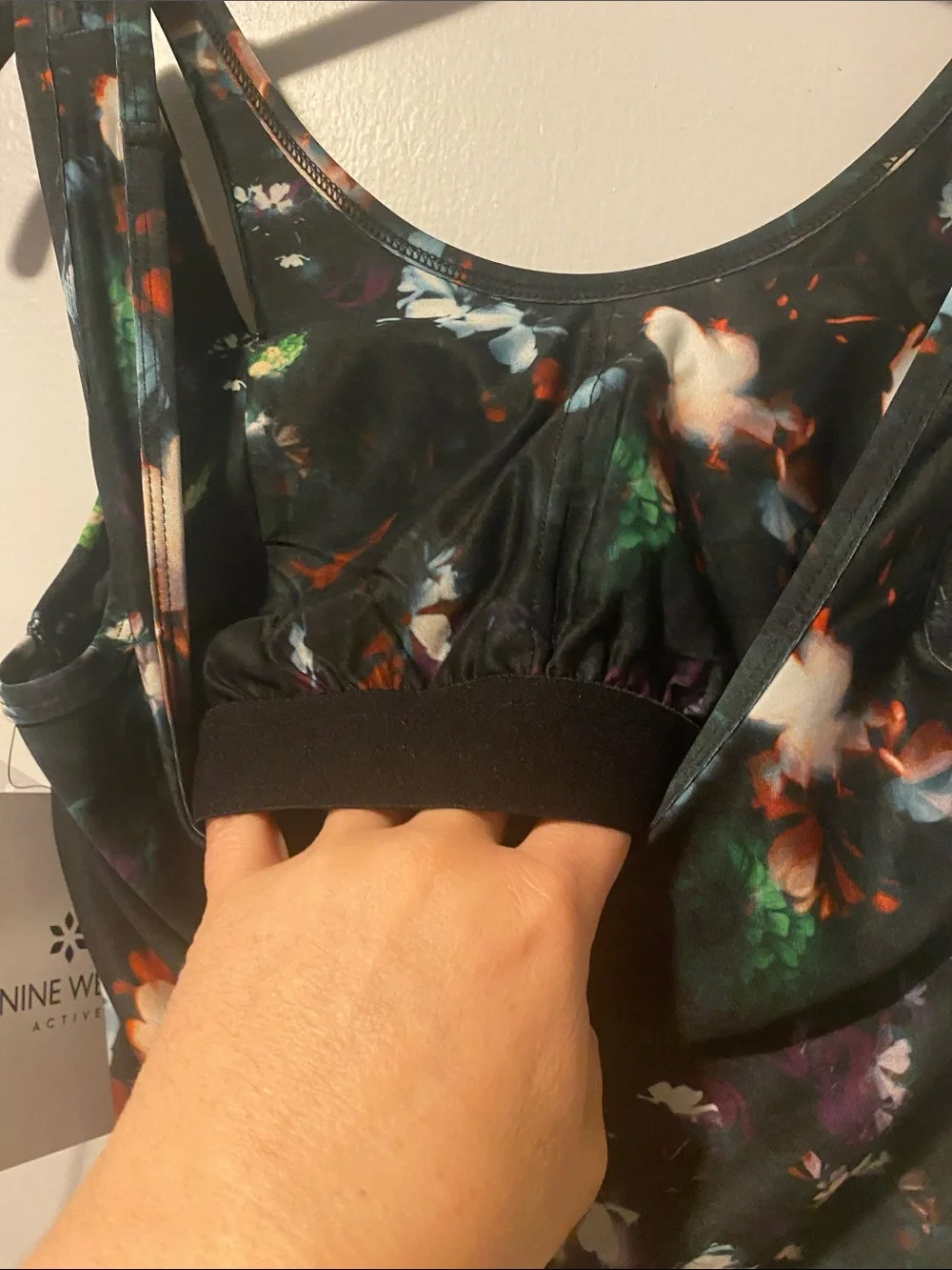 Nine West Active Black Floral Sports Bra - 4 way stretch - size Medium